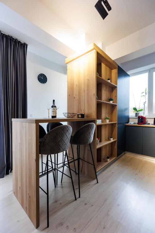 Touchdown Apartment Near Bucharest Airport Otopeni Εξωτερικό φωτογραφία